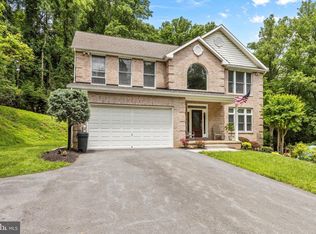 341 Central Ave, Reisterstown, MD 21136