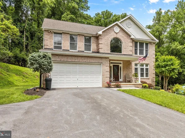 341 Central Ave, Reisterstown, MD 21136