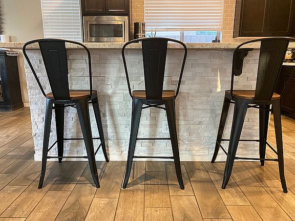 Stone wall at kitchen island