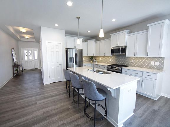 4th image of 7871 W Park Cir WAY S S