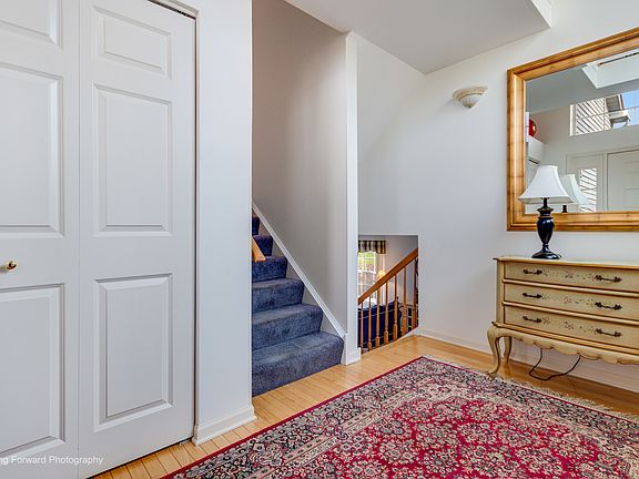 5th image of 2737 Cameron Ct