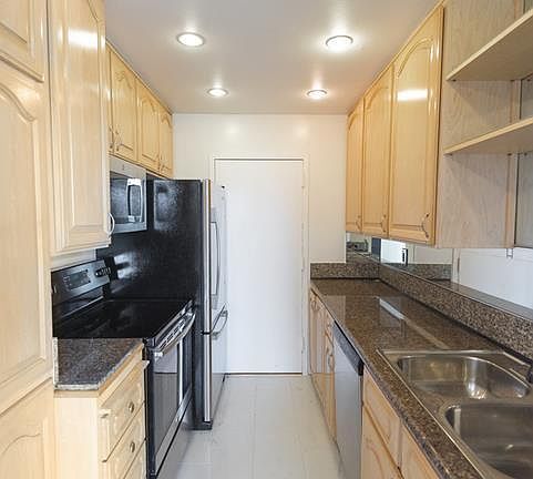 2nd image of 5073 Cascade Way Unit 110
