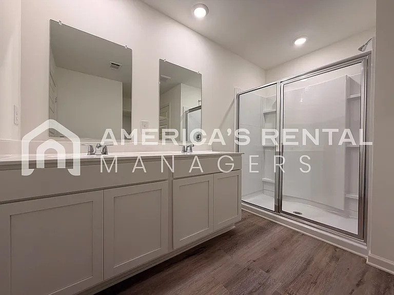 9230 Parkway Gardens Loop — Photo 34
