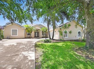 2533 Woodfield Cir, West Melbourne, FL 32904