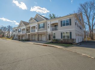 109 Stone Creek Ct BUILDING 109, Whippany, NJ 07981