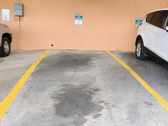 2nd image of 6205 Smith Bay Est Floor 2-ID1574572P