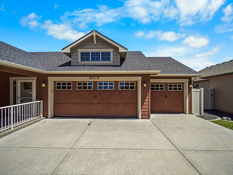 20119 E Glenbrook Ave — Photo 44