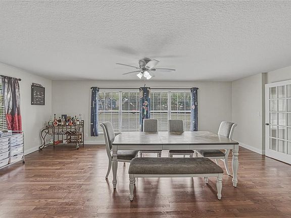 4th image of 609 W Pipkin Rd