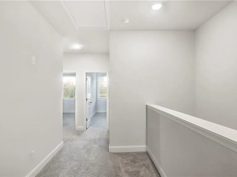 1274 Ainsworth Aly — Photo 11