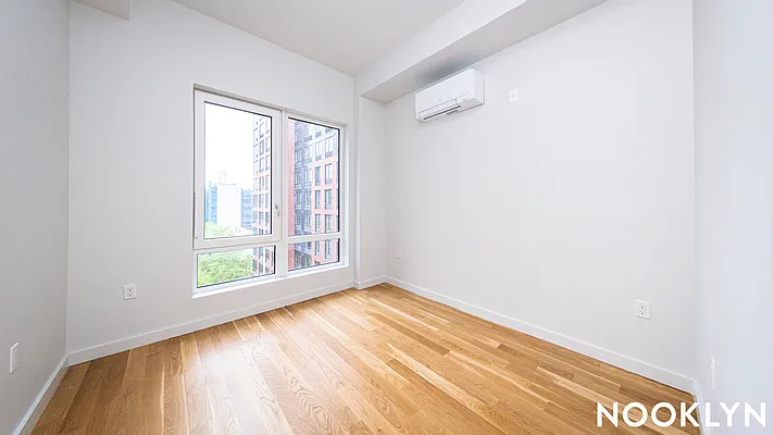 Rented by Nooklyn NYC LLC | media 100