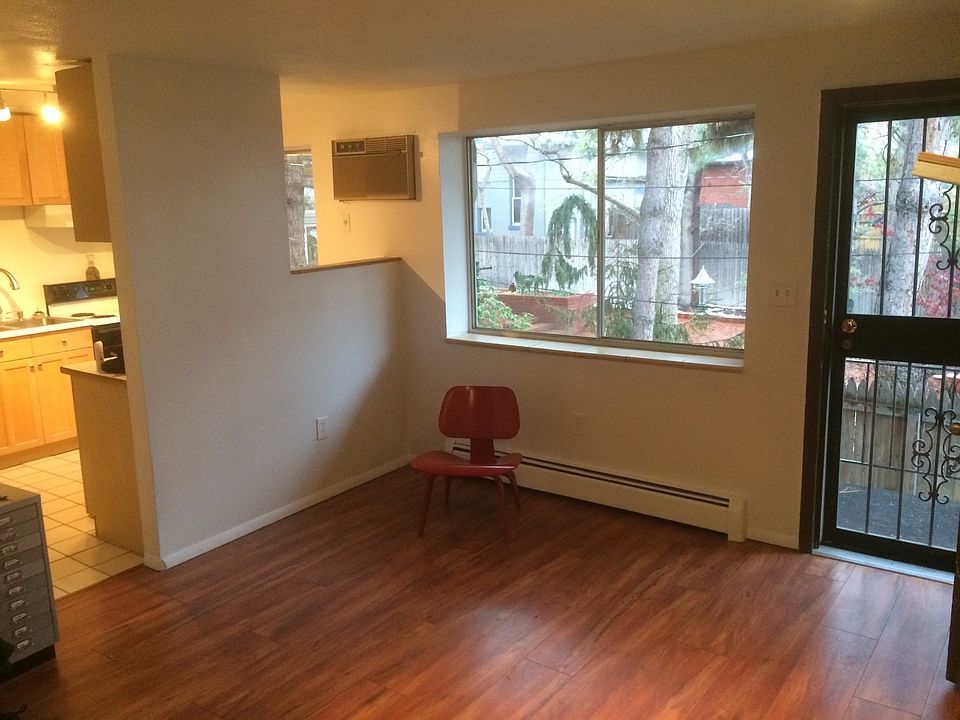 1st image of 1349 N Race St APT 8