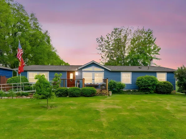 33300 Early Rd, New Carlisle, IN 46552
