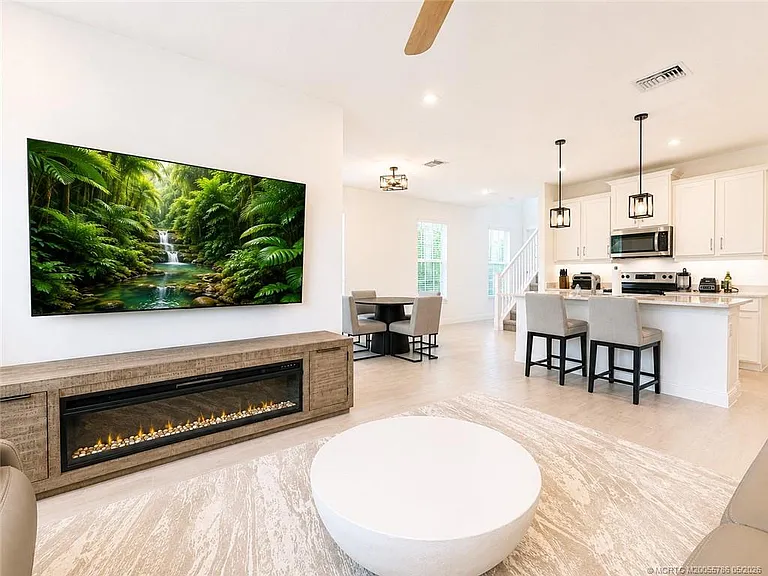 3583 NW Solange Ct — Photo 18