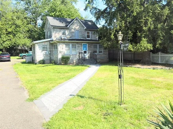 704 Franklin Turnpike, Allendale, NJ 07401