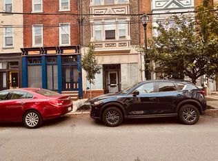 814 S 4th St FLOOR 3, Philadelphia, PA 19147