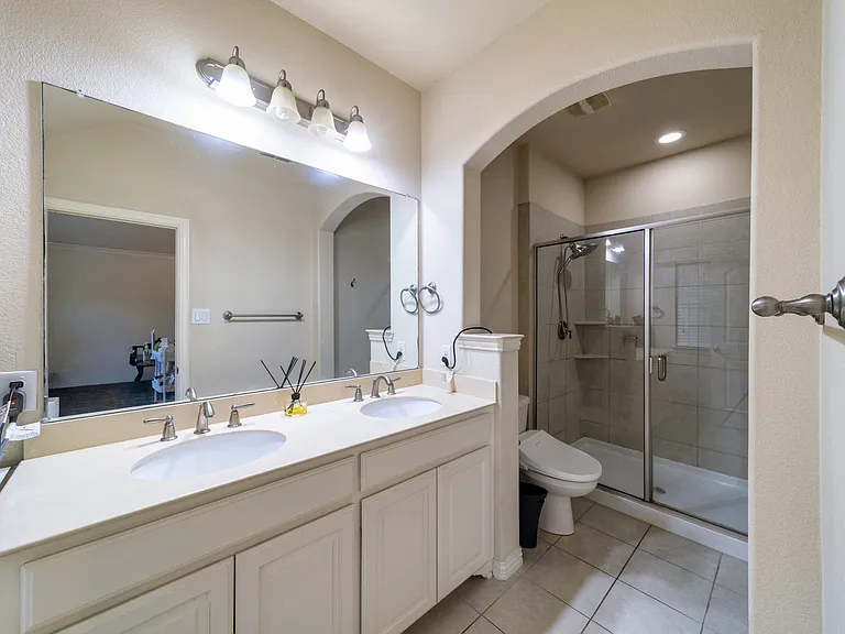 534 Alexandra Ave — Photo 10