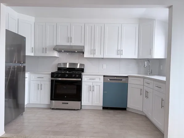 15750 95th St #1F, Howard Beach, NY 11414