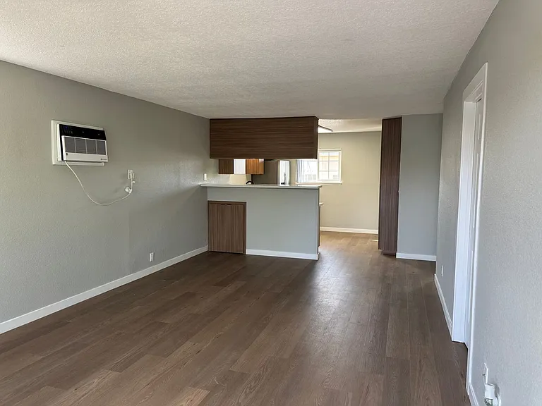 Villa Del Sol Apartments — Photo 88