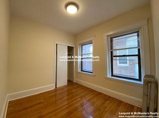 1292 Commonwealth Ave APT 11, Boston, MA 02134