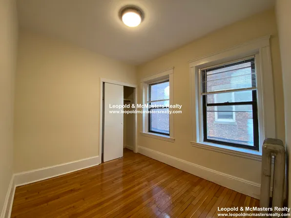 1292 Commonwealth Ave, Boston, MA