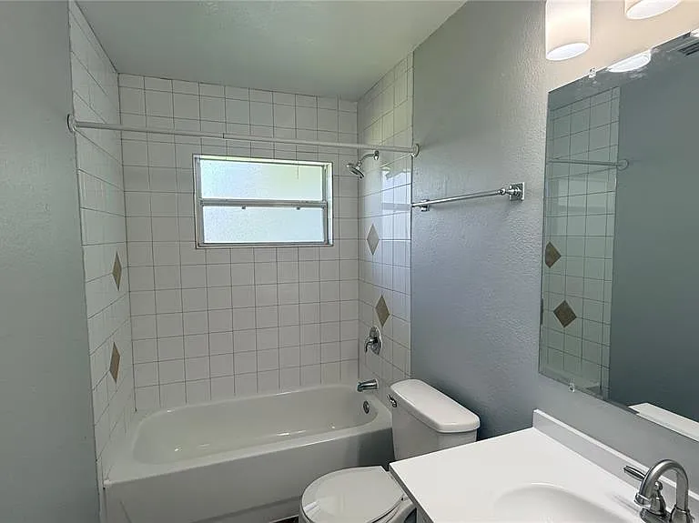675 Cadillac Blvd — Photo 11