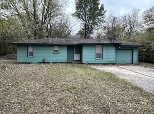 2452 E 61st St N, Tulsa, OK 74130