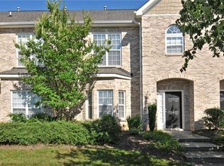 2465 Autumn Mist Dr, Winston Salem, NC 27103
