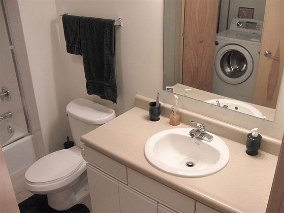 5th image of 110 N 3rd St Unit 311