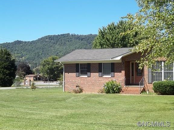 2nd image of 87 Silver Bluff Dr