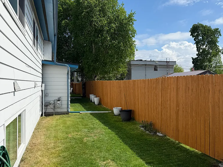 240 W 33rd Ave #1 — Photo 2