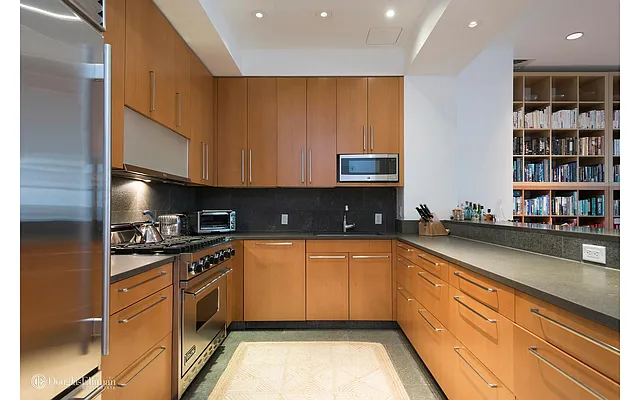 Rented by Douglas Elliman | media 9