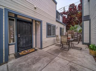 440 Golf Cir E, Manteca, CA 95337