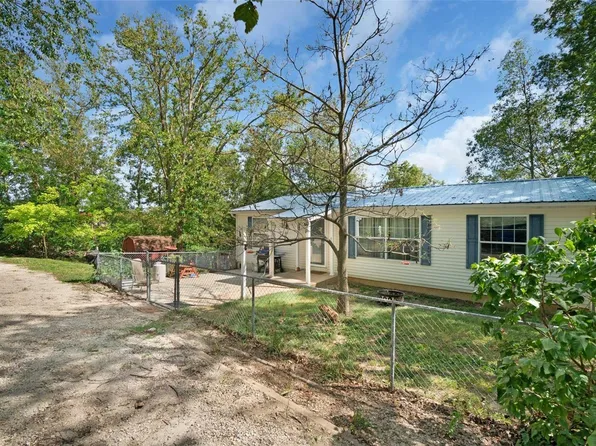 4990 Plattin Rd, Festus, MO 63028