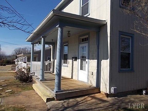 2nd image of 1904 Pansy St