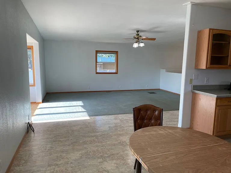 2408 Main St — Photo 8