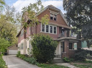 6221 W Lloyd St #6223, Milwaukee, WI 53213