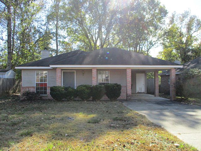 1st image of 123 Fleetwood Dr