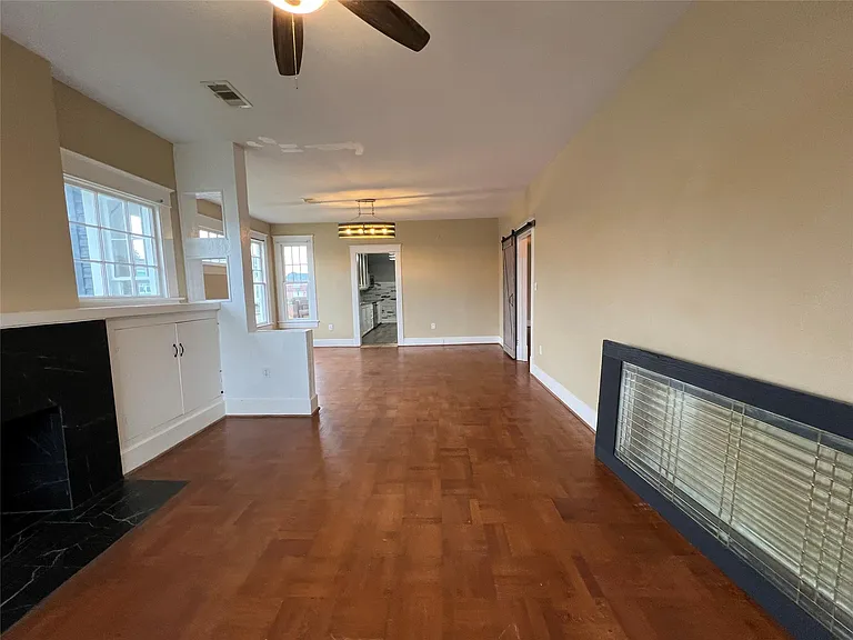 1328 Ursuline St — Photo 8