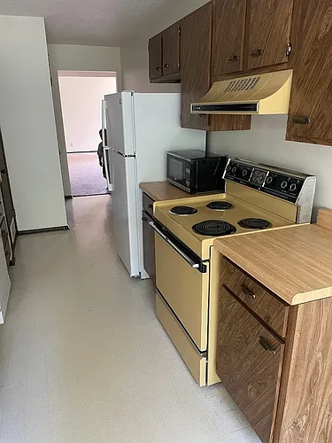 512 Breezy Point Dr #3 Photo 1