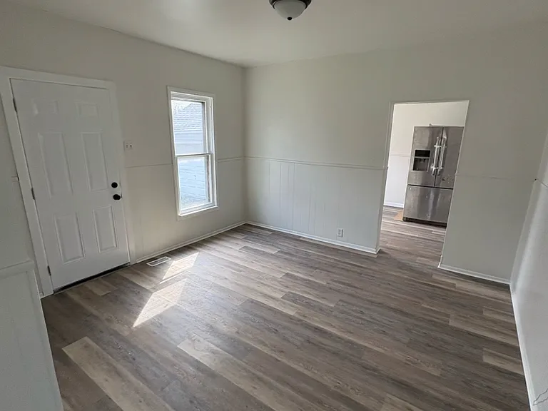 621 Miami St — Photo 16