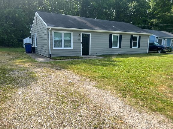 4th image of 21006 Butler Ct