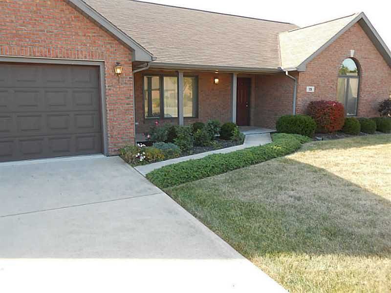1st image of 15 Laurel Bnd #15