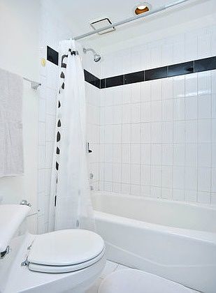 4th image of 1464 1st Ave APT 4F