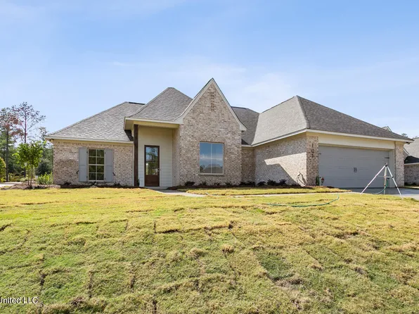 101 Lake Crest Dr, Madison, MS 39110