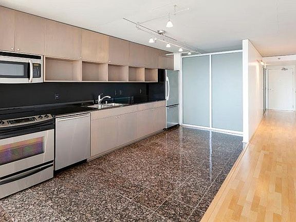 5th image of 855 Folsom St APT 531