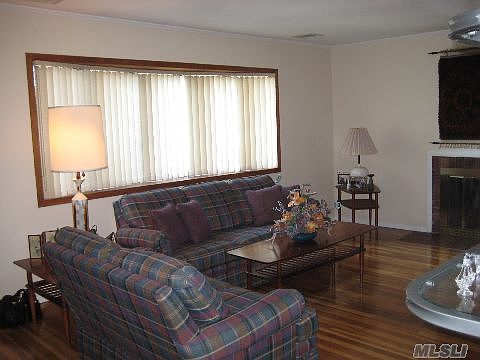 3rd image of 3812 Arthur Ave W