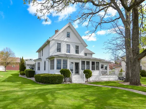 30731 Cedar DRIVE, Burlington, WI 53105