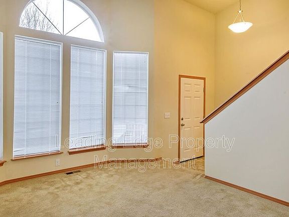 4th image of 7908 58th Pl NE