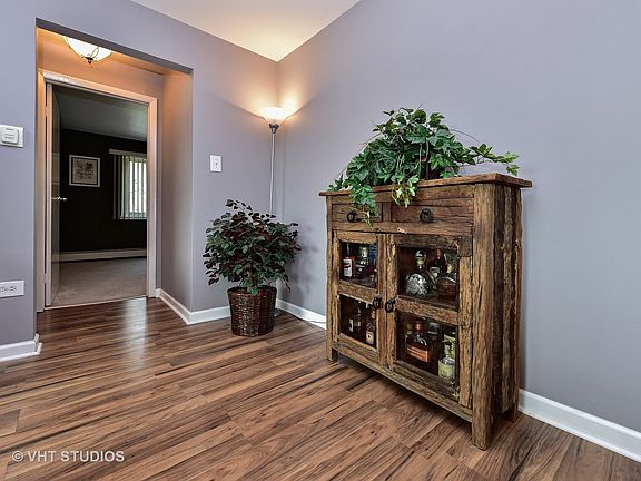 3rd image of 430 Home Ave APT 302S