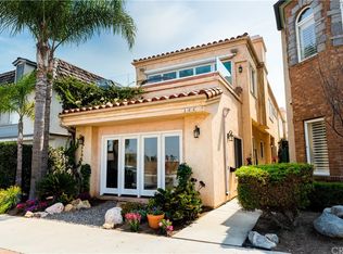122 1st St, Seal Beach, CA 90740